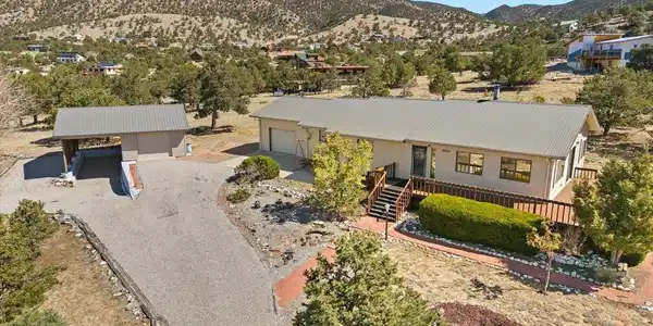 9988 E Cherokee Dr