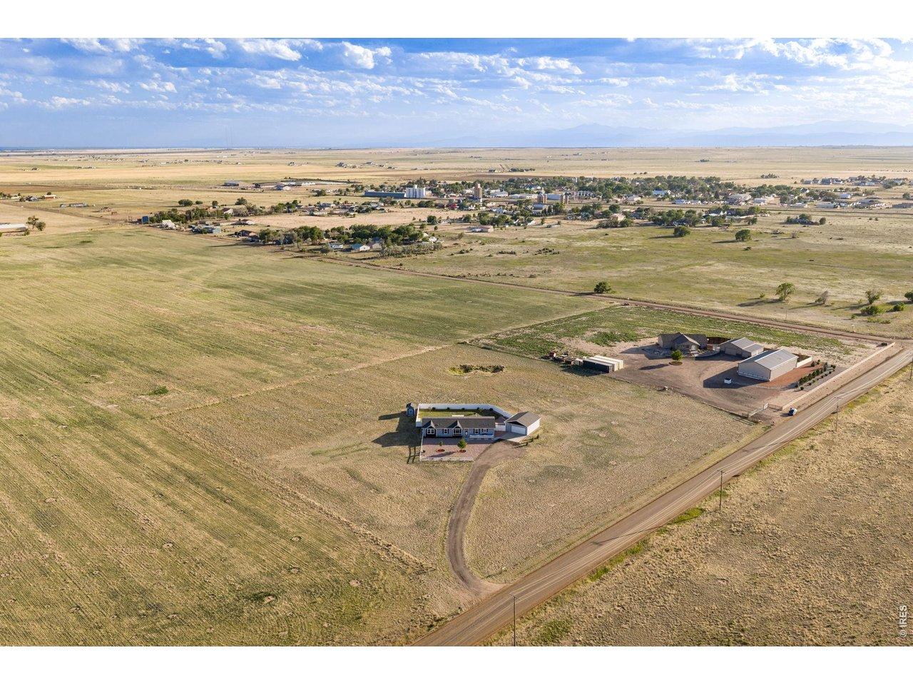 Image 4: 5 acres fenced with split rail and wire Image 4: 5 acres fenced with split rail and wire