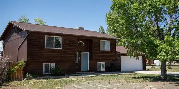 500 W Rider Rd