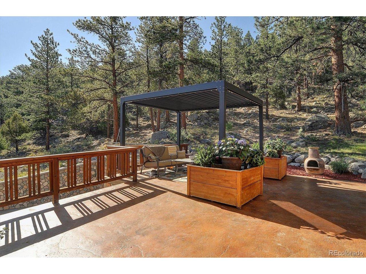 Image 4: Pergola on the East deck