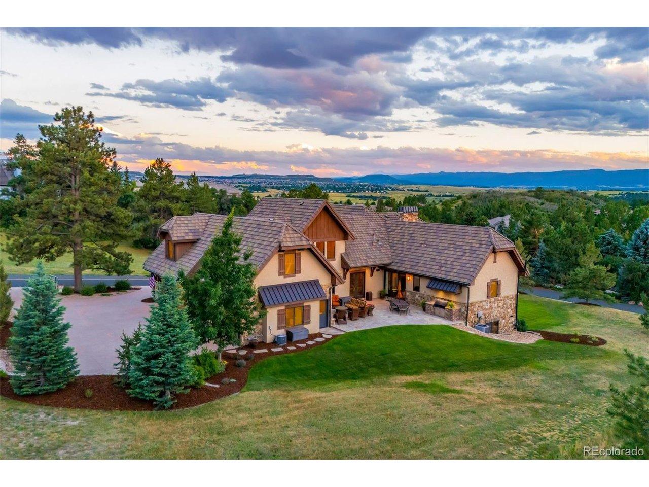 Image 2: This stunning gem is nestled on a private corner lot and offers exceptional mountain and sunset views. Image 2: This stunning gem is nestled on a private corner lot and offers exceptional mountain and sunset views.