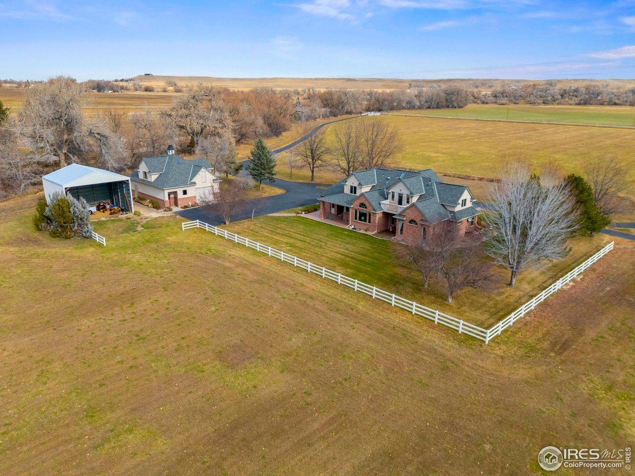 Image 2: Picturesque Custom-Built 4-Bedroom Home with Golden Fields & Expansive Views! Image 2: Picturesque Custom-Built 4-Bedroom Home with Golden Fields & Expansive Views!