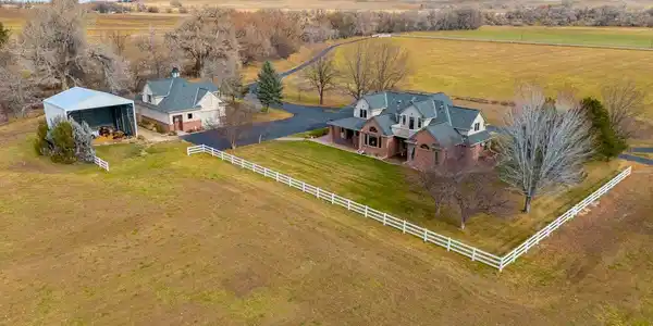 Image 2: Picturesque Custom-Built 4-Bedroom Home with Golden Fields & Expansive Views!