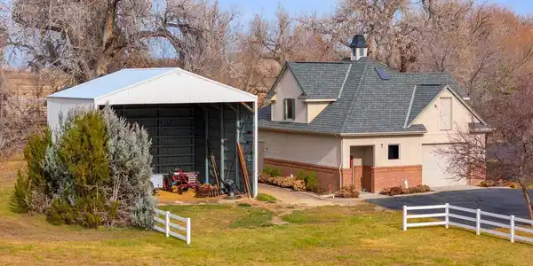 Image 4: Detached 1456 sq ft Shop & Hay Storage Building