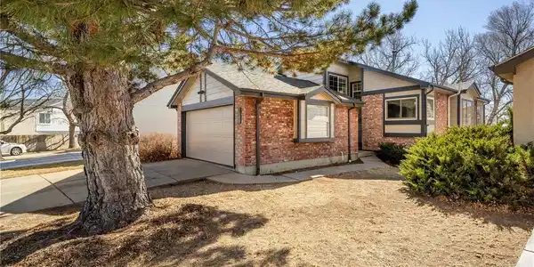 8064 Decatur Ct