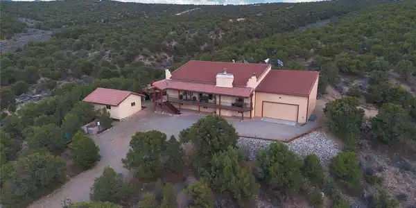 Image 3: Aerial View Image 3: Aerial View