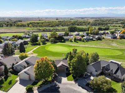 2162 Birdie Dr