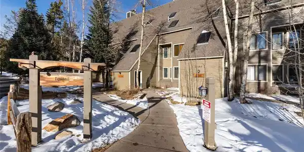 21680 US Highway 6