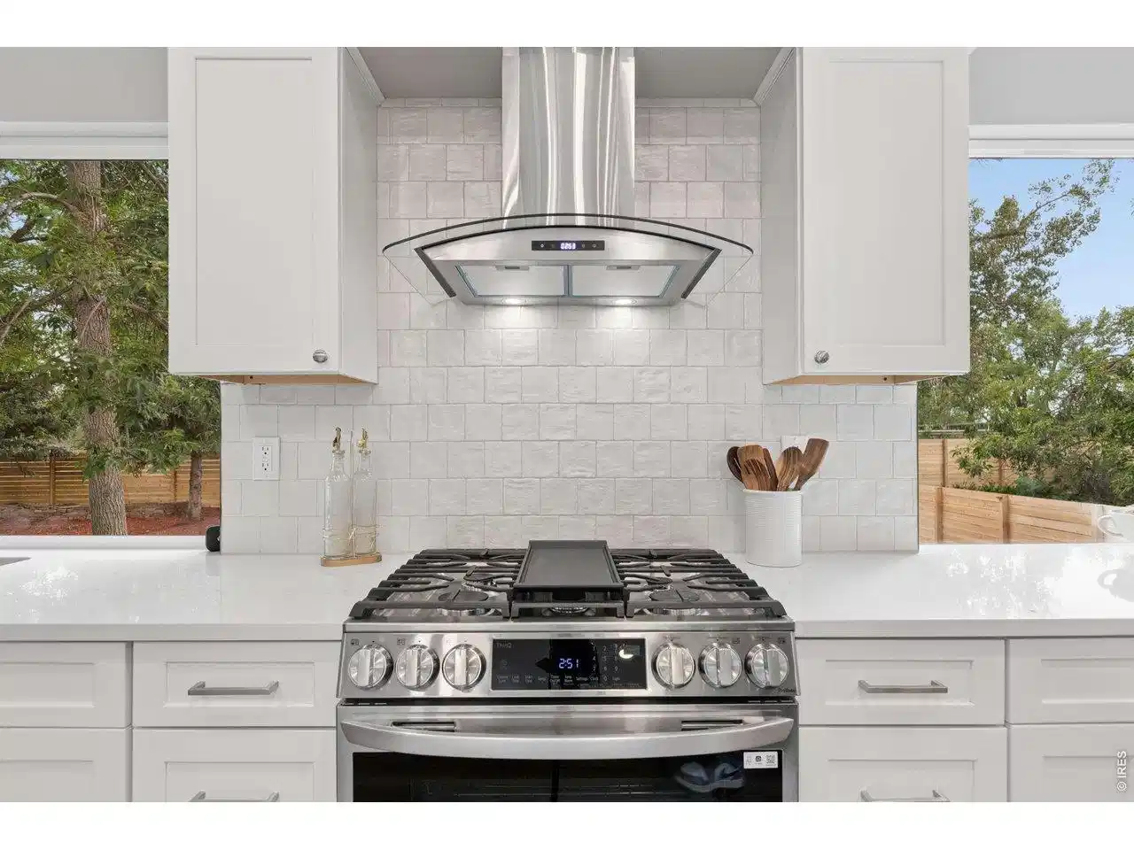 Image 1: custom backsplash
