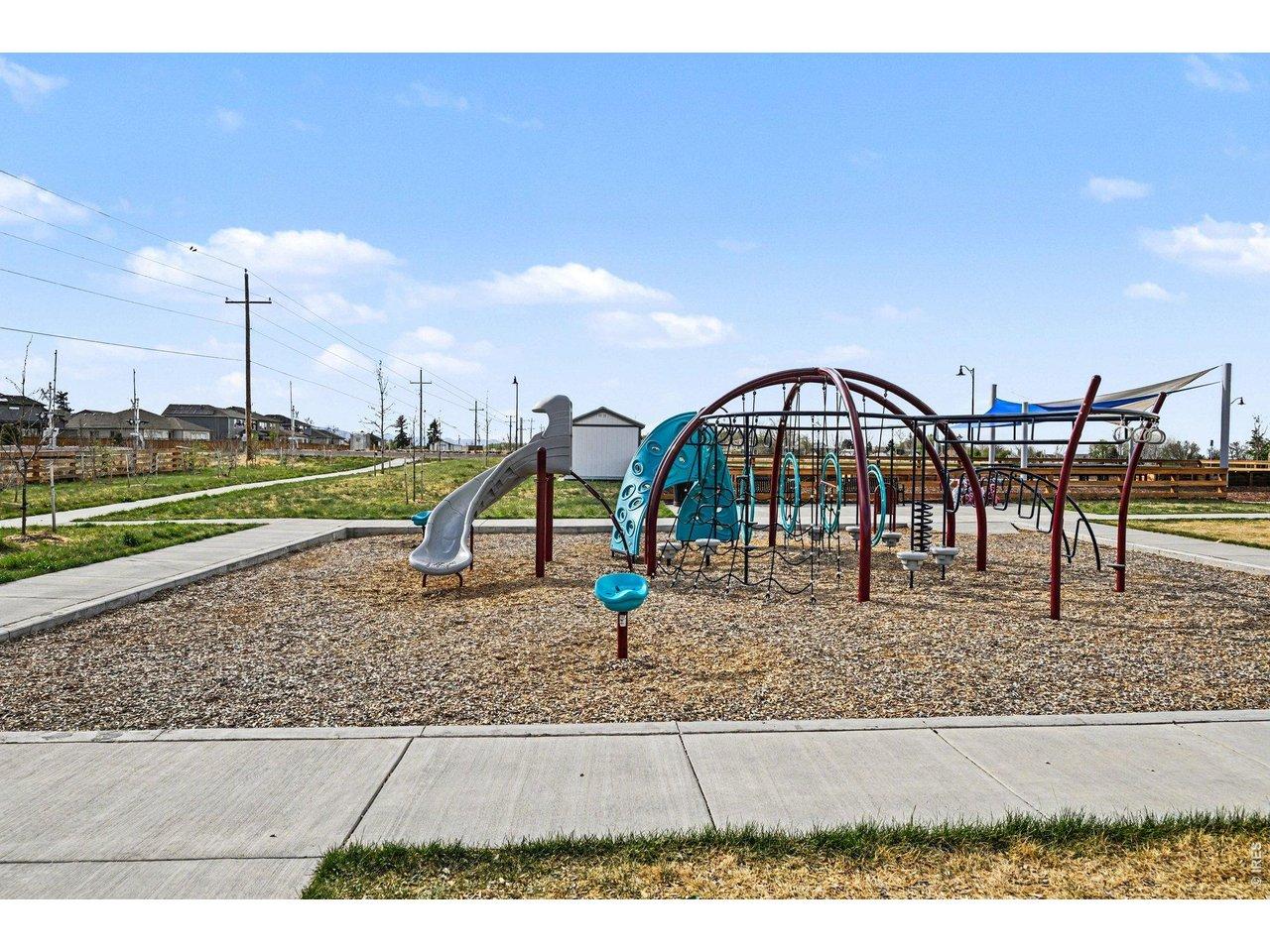 Image 3: Nearby Pocket Park - quick walk! Image 3: Nearby Pocket Park - quick walk!