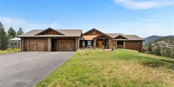 33691 Twin Firs Trl