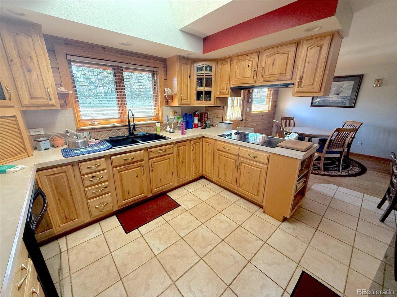 Image 4: Kitchen Image 4: Kitchen