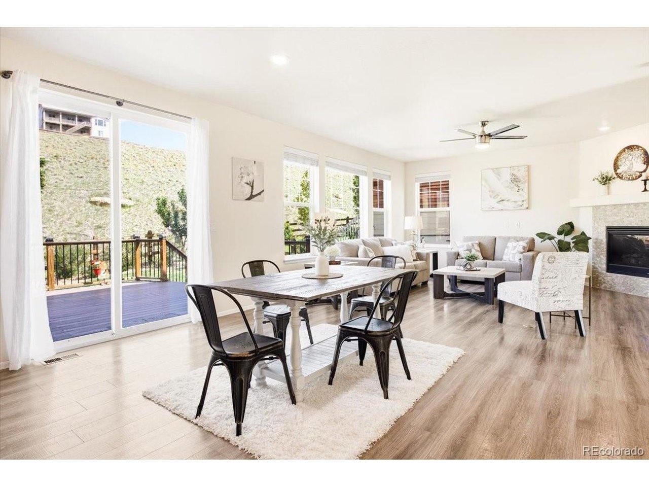 Image 4: Dining room looking onto beautiful backyard and trex deck. Image 4: Dining room looking onto beautiful backyard and trex deck.