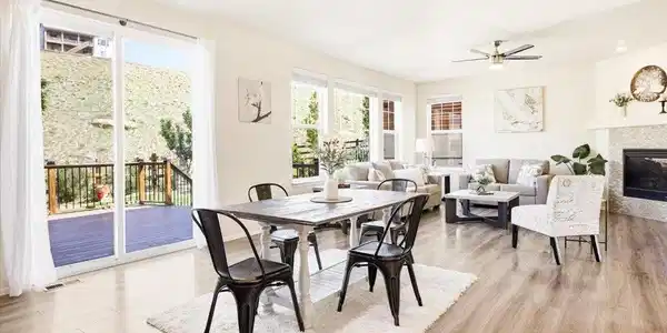Image 4: Dining room looking onto beautiful backyard and trex deck. Image 4: Dining room looking onto beautiful backyard and trex deck.