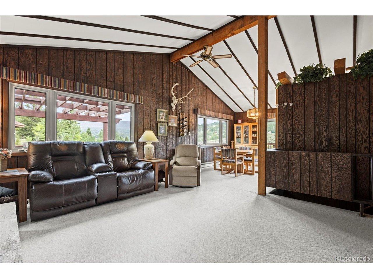 Image 4: Living Room Image 4: Living Room