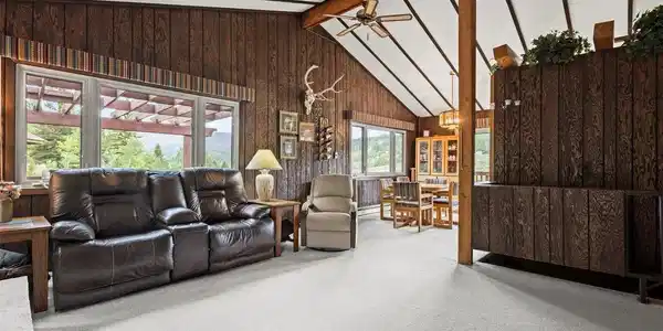 Image 4: Living Room Image 4: Living Room