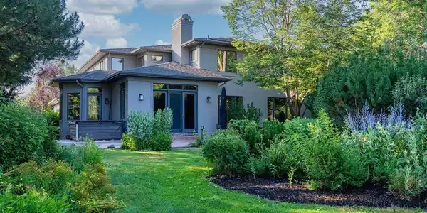 7237 Spring Creek Cir
