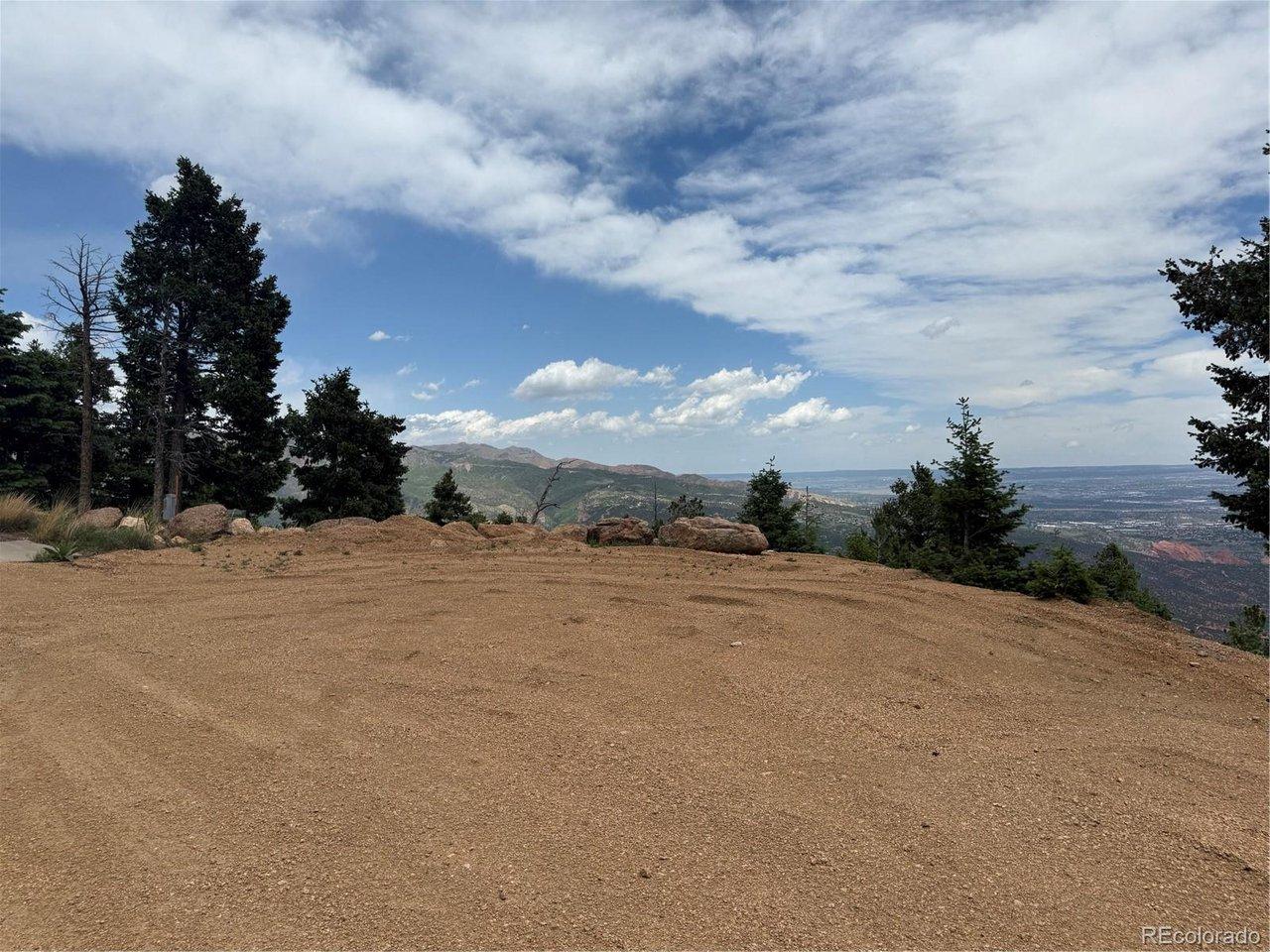 Image 4: Views from the Cul-De-Sac near future driveway Image 4: Views from the Cul-De-Sac near future driveway