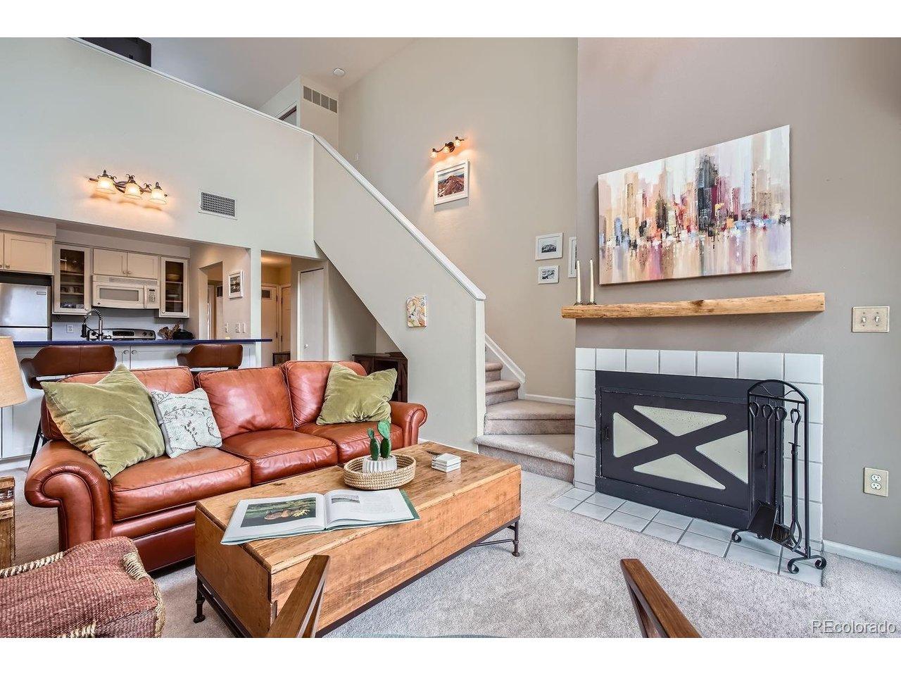 Image 3: Living area view 2 Image 3: Living area view 2
