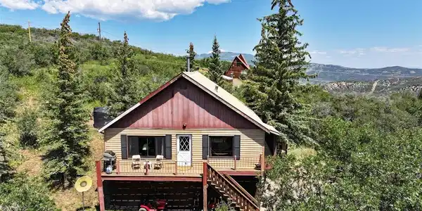 15699 Aspen Glenn Ln