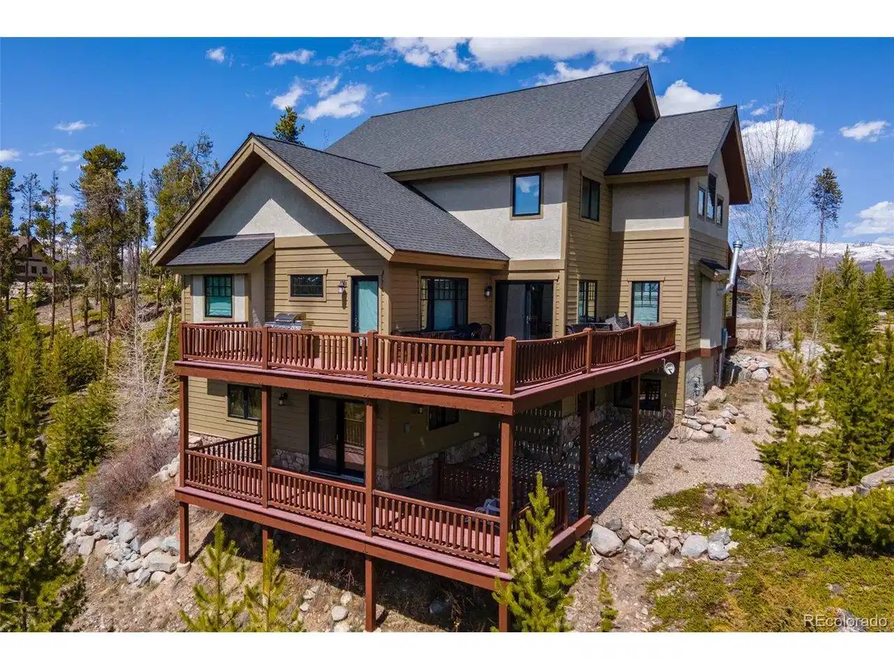 Image 1: Well appointed home with fine finishes Image 1: Well appointed home with fine finishes