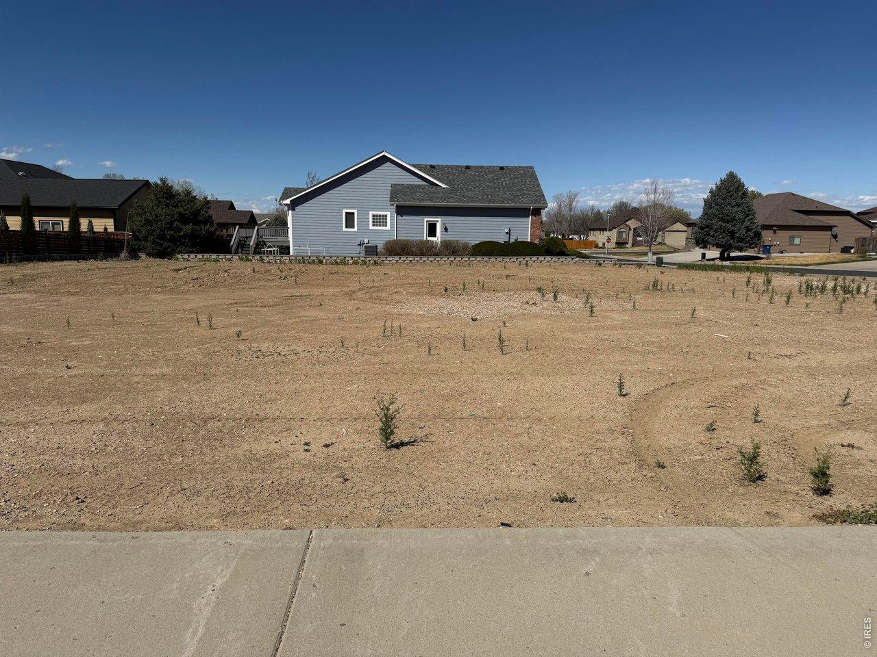Image 2: Large corner lot Image 2: Large corner lot