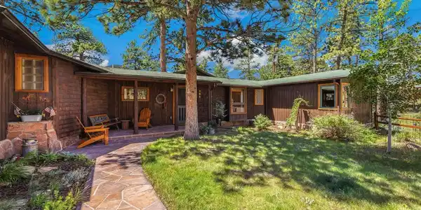 Image 2: This gorgous High Drive home is dream Image 2: This gorgous High Drive home is dream