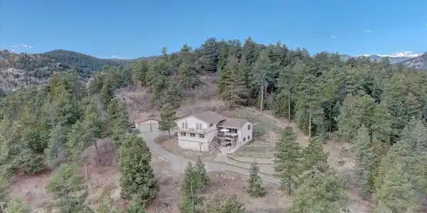 Image 2: Welcome to Eagles Nest
