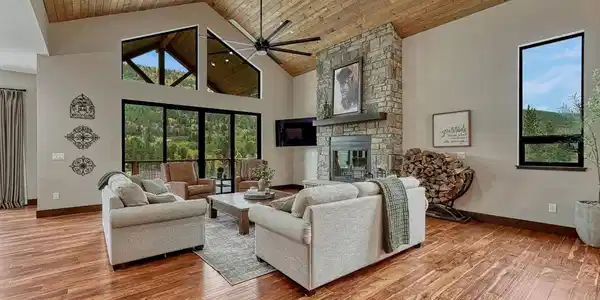 Image 3: Great Room Image 3: Great Room