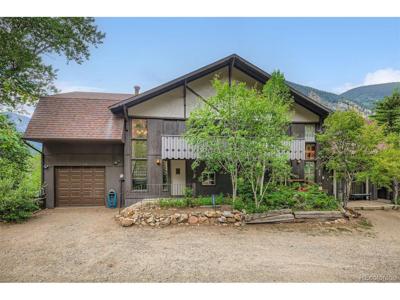 817 Valley View Dr