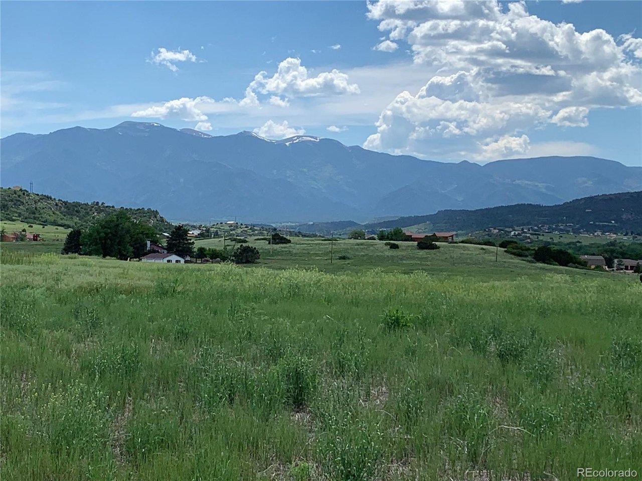 Image 2: VIEW OF LOT