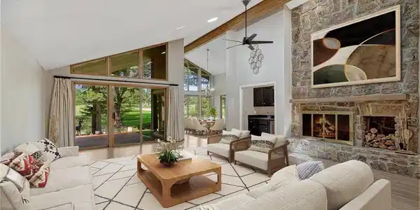 Image 4: "Virtually Staged" Vaulted Great room Image 4: "Virtually Staged" Vaulted Great room