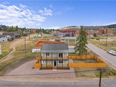 107 E May Ave