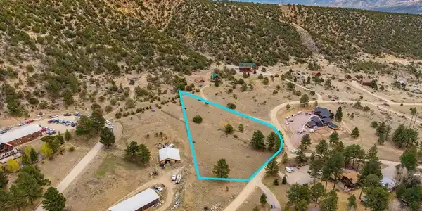 Image 3: Just minutes from Salida and Monarch Mountain. Image 3: Just minutes from Salida and Monarch Mountain.