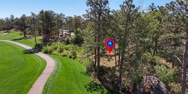 Image 4: Lot is nestled down the south side of the 10th fairway. Image 4: Lot is nestled down the south side of the 10th fairway.