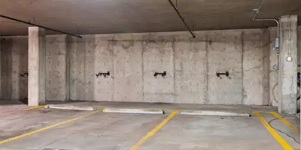 Image 4 Image 4