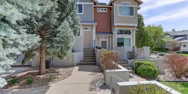 4122 Riley Dr