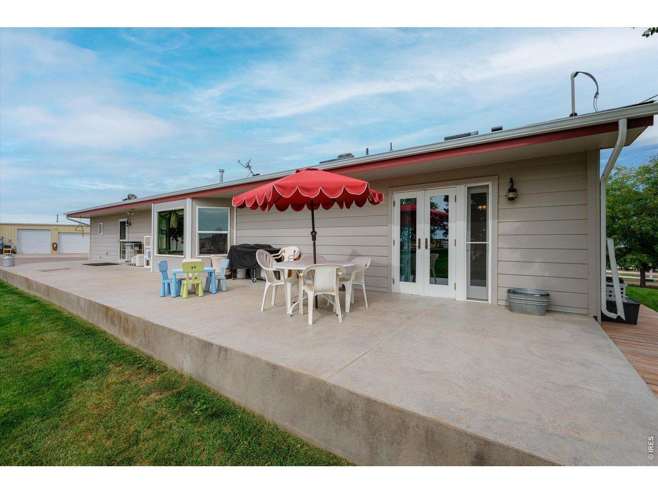 Image 4: rear patio