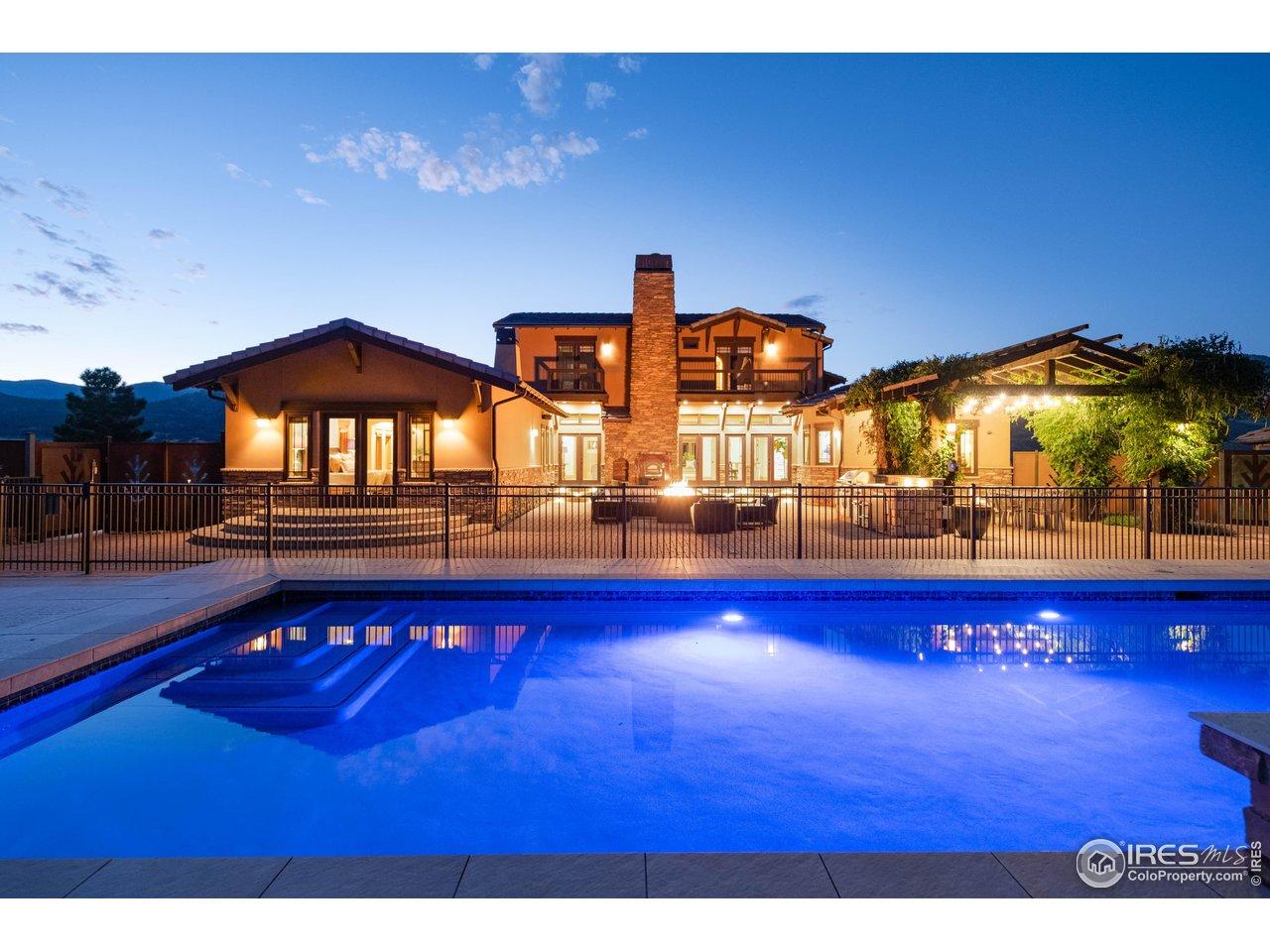 Image 2: Rear Courtyard, Ideal For Entertaining! Image 2: Rear Courtyard, Ideal For Entertaining!