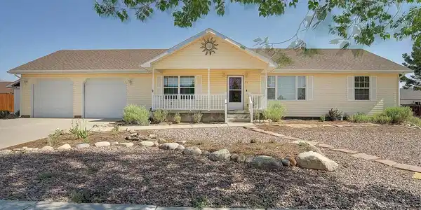 84 Kathy Dr