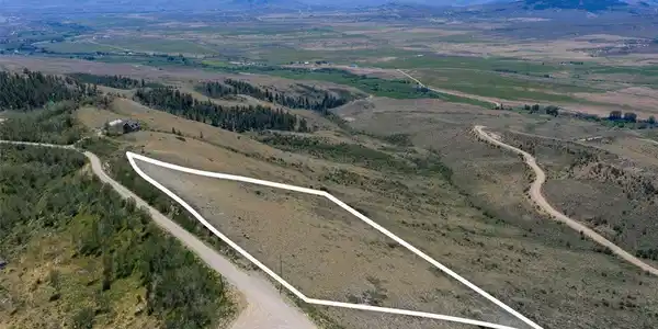 Image 2: Aerial - Markers and outlines are to give a general idea of the property location and are not to be relied upon. Image 2: Aerial - Markers and outlines are to give a general idea of the property location and are not to be relied upon.