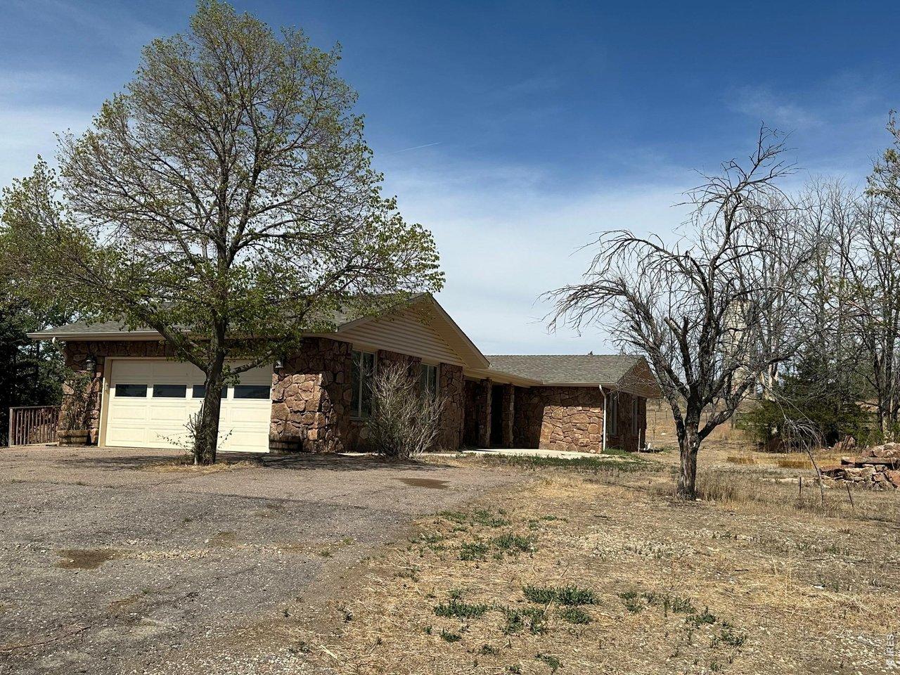 Image 2: House from south with garage Image 2: House from south with garage