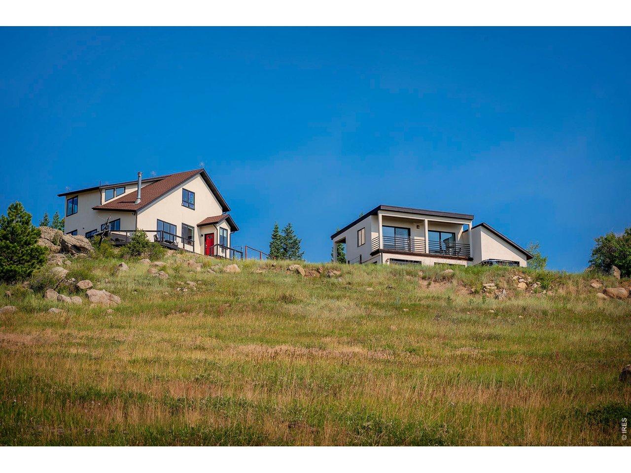 Image 1: 3BR home and 3-car garage with studio above Image 1: 3BR home and 3-car garage with studio above