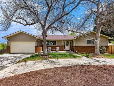 8102 S Carr Ct