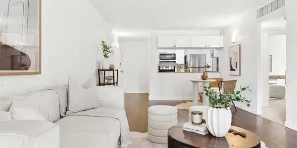 Image 3: Open living and dining areas create an easy, functional flow Image 3: Open living and dining areas create an easy, functional flow
