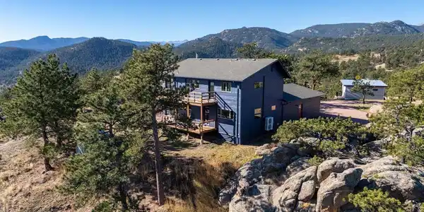 1893 Colard Ln