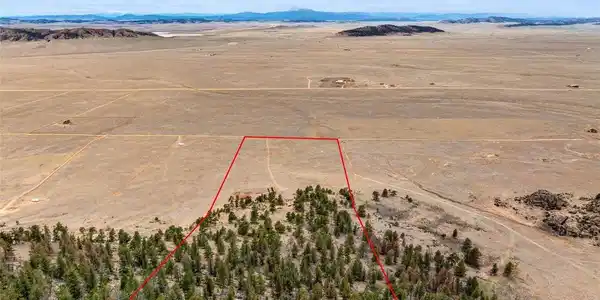 Image 4: Property Lines are Approximate and not a survey Image 4: Property Lines are Approximate and not a survey
