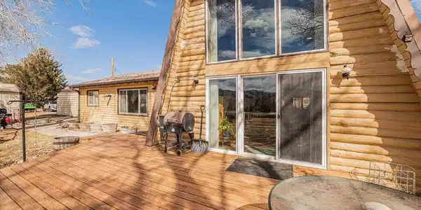 Image 3: Exterior of Home Image 3: Exterior of Home
