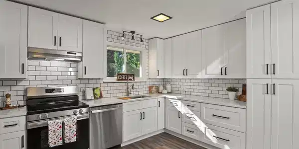 295 E Amherst