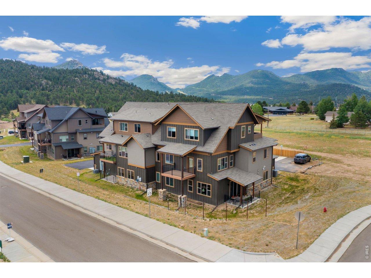 Image 1: Wildfire Community